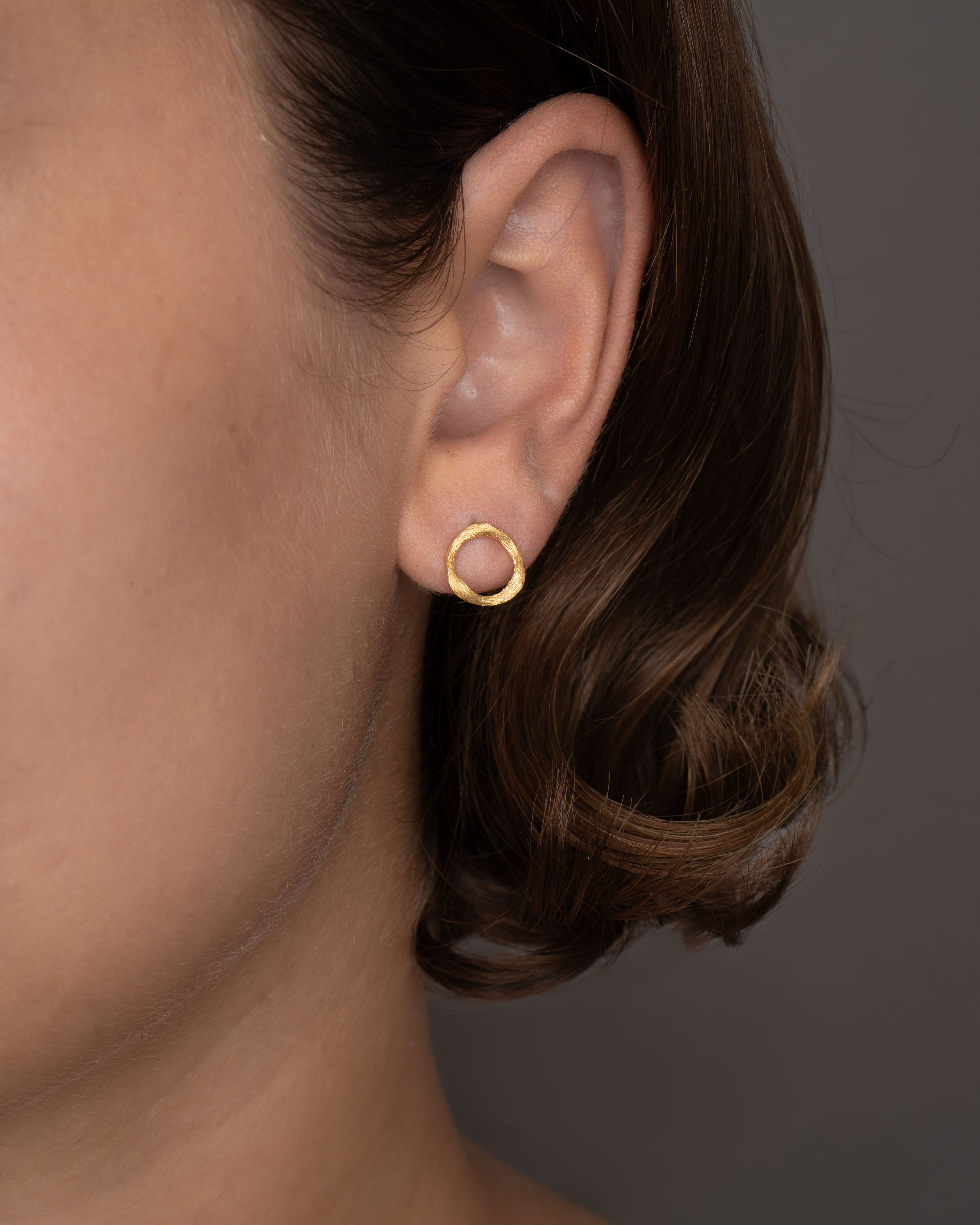 Vega Loop Earrings Medium