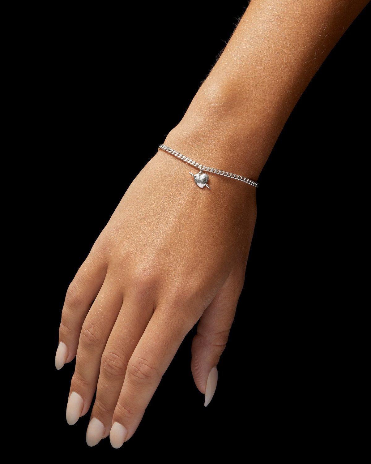 Tuvstarr's Heart Bracelet