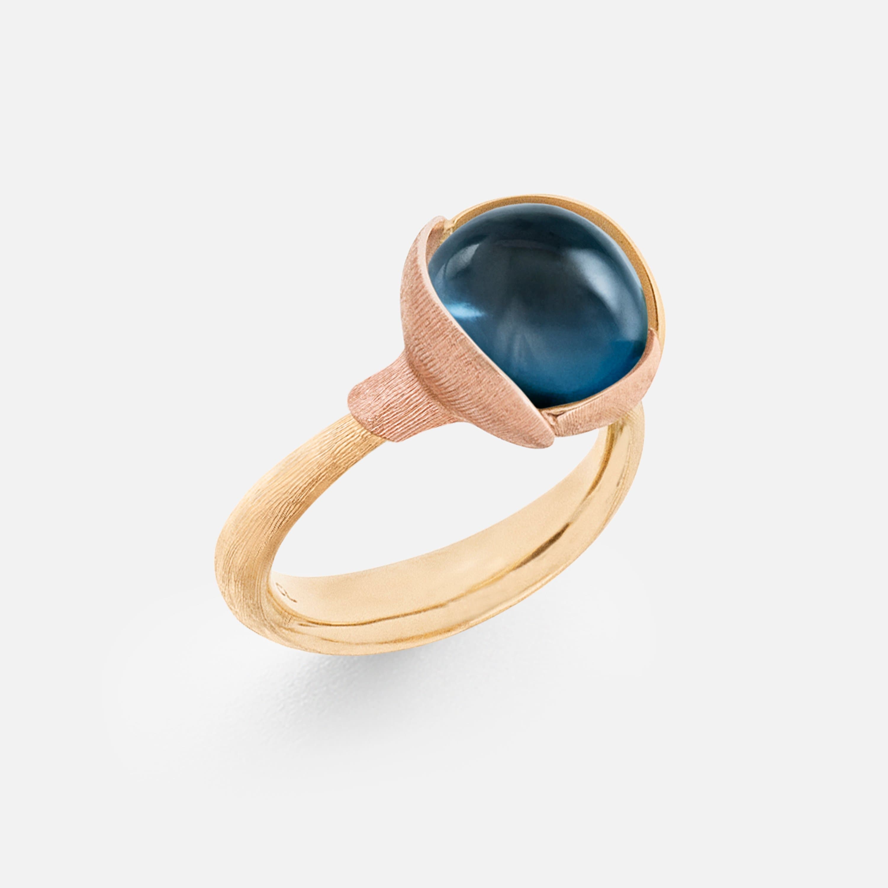 Lotus Ring 2 London Blue Topaz