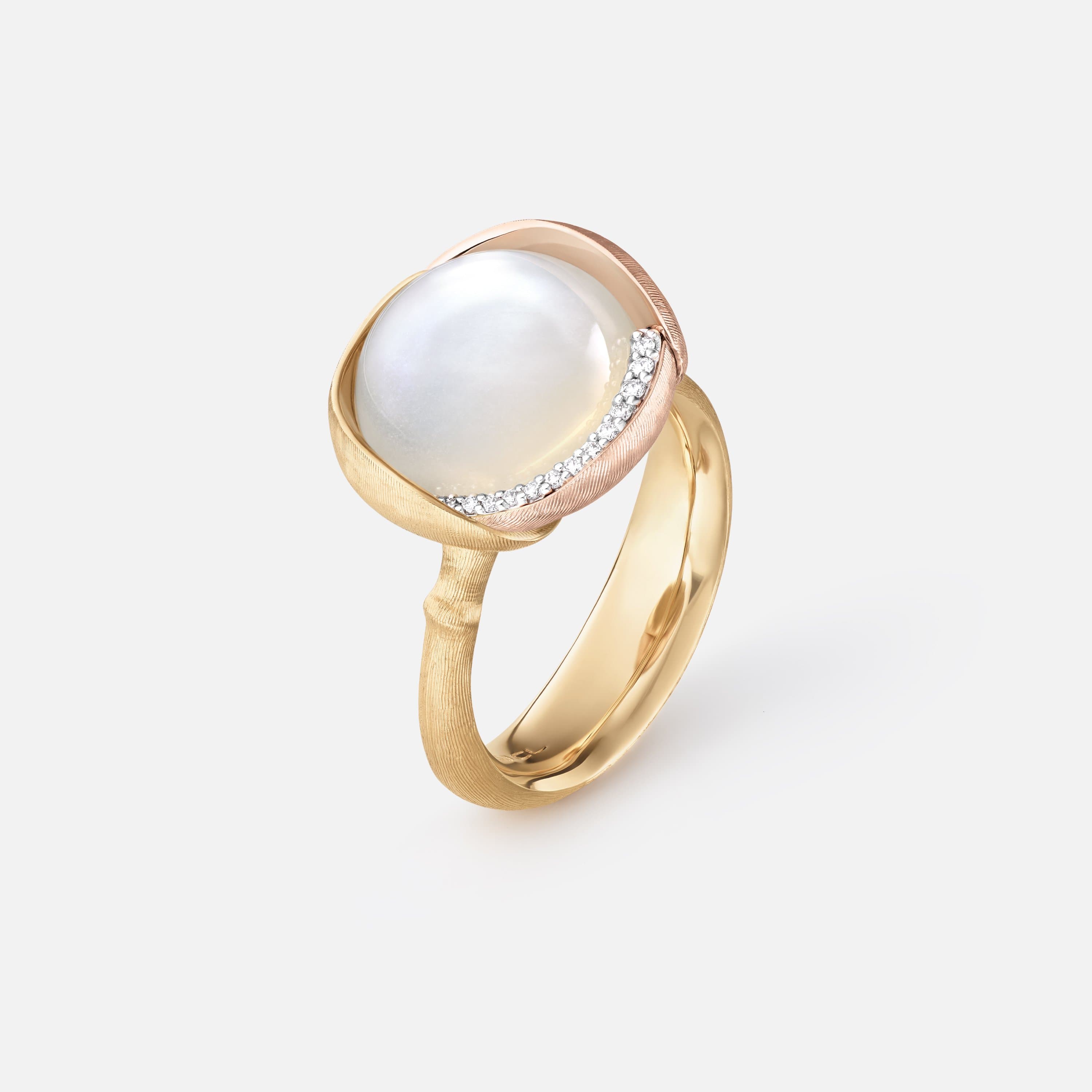Lotus Ring 3 White Moonstone