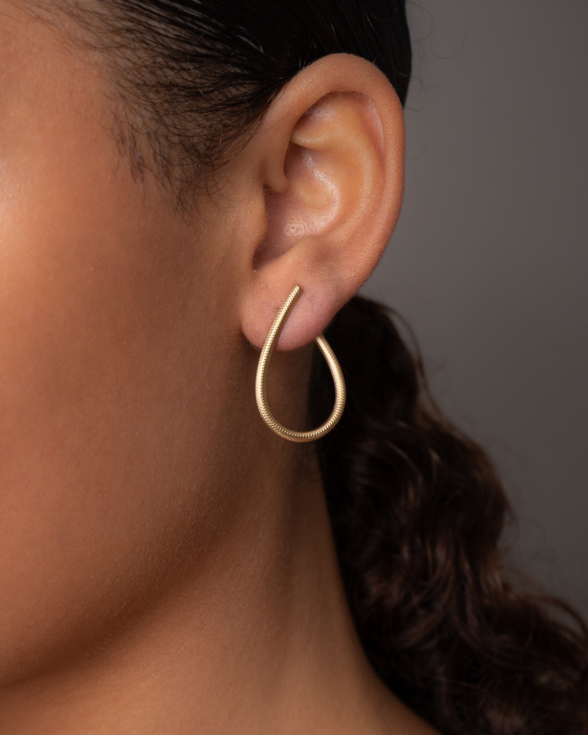 Kharisma Earrings Medium