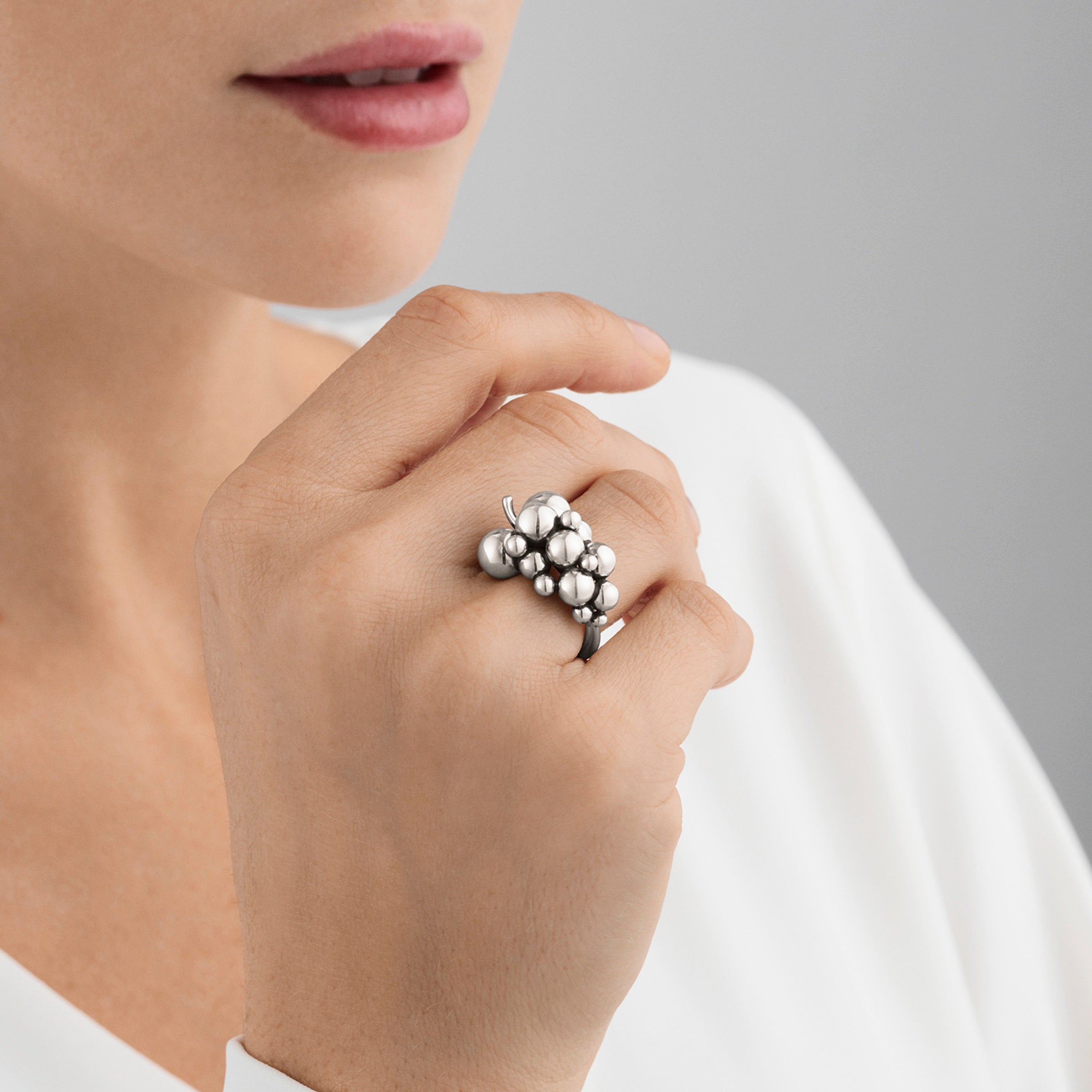 Moonlight Grapes Ring Small