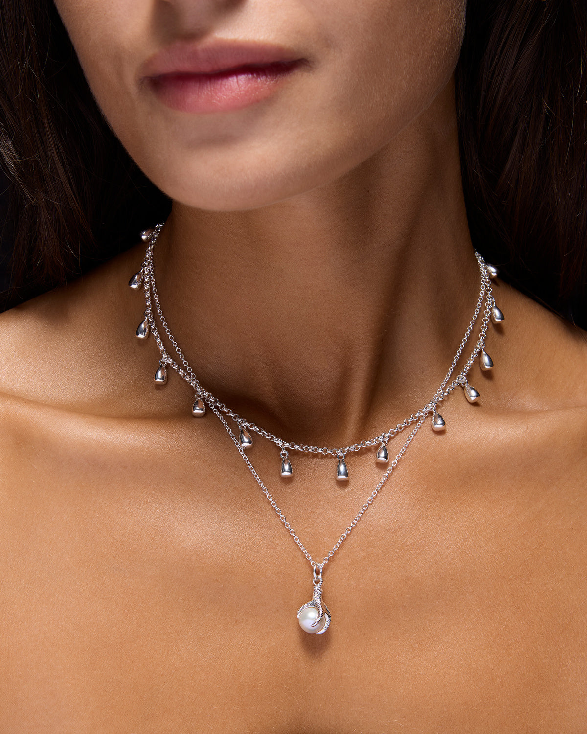 Claw Pearl Necklace