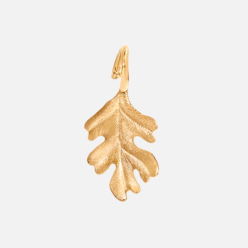 Forest Oak Leaf Pendant Medium