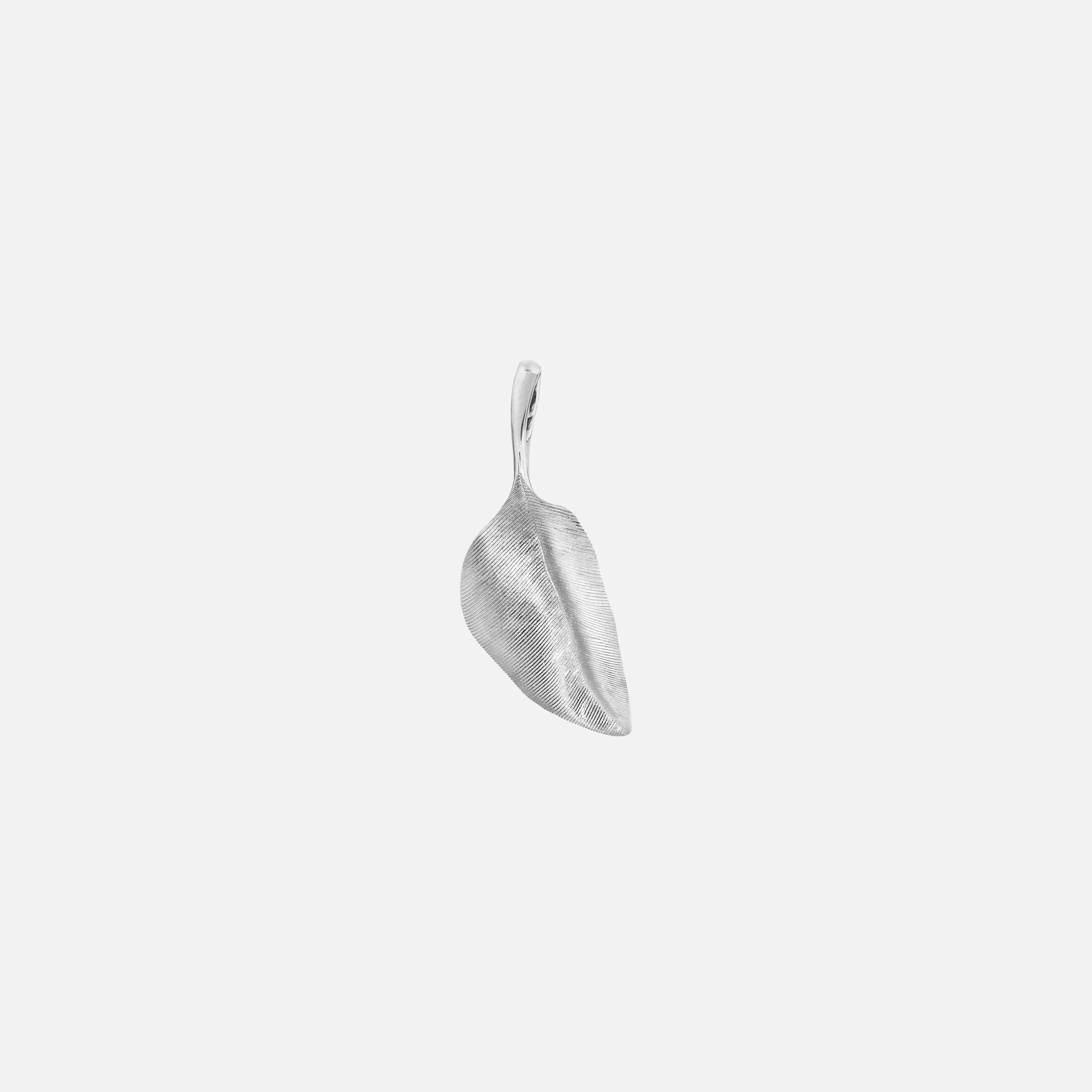 Leaves Pendant Round Small