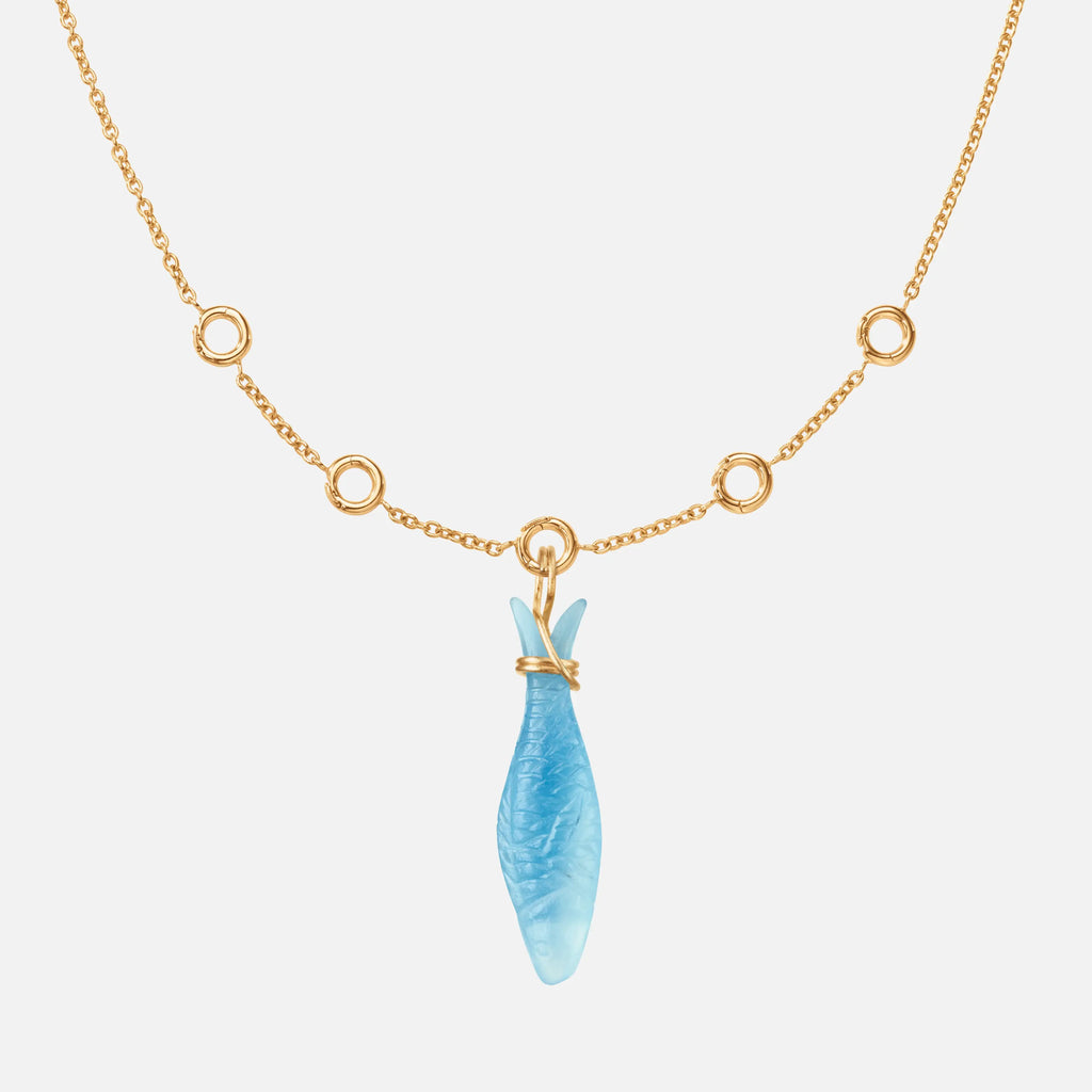 Young Fish Collier