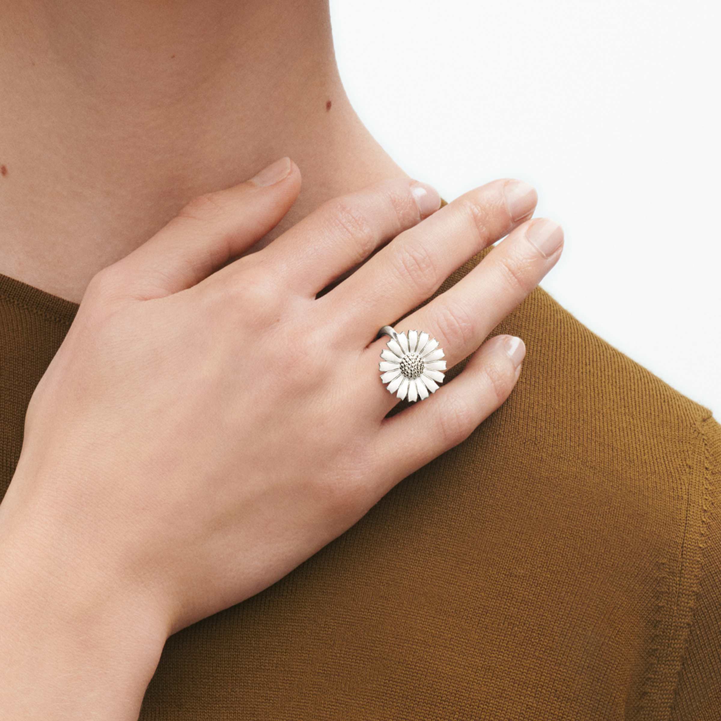 Daisy Ring