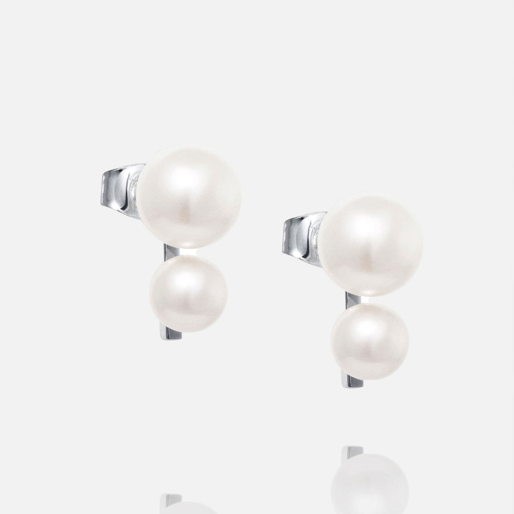 Drip Drop Pearl Ear