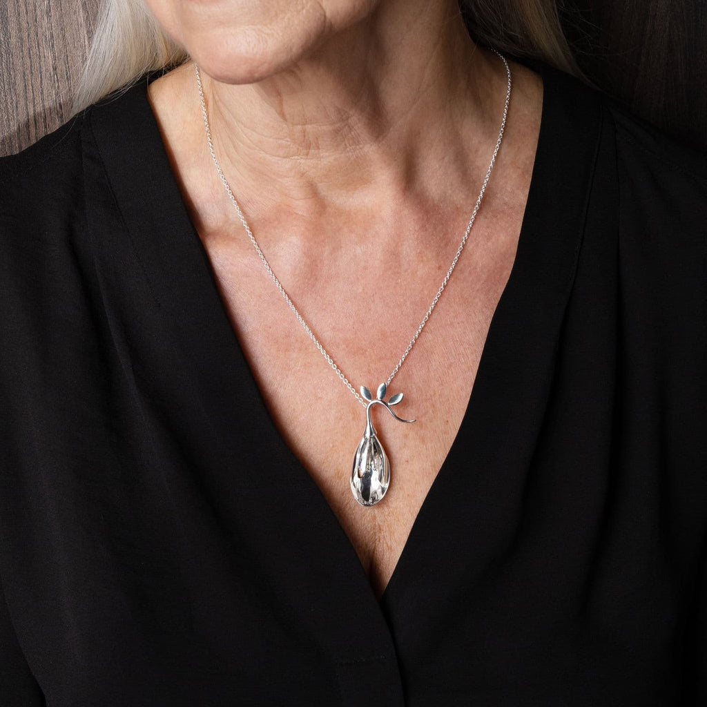 Freesia Pendant